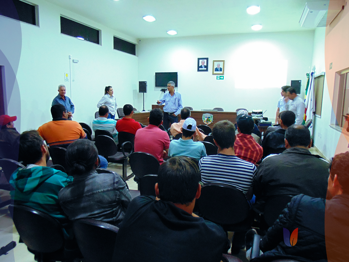 PALESTRA DE MELHORAMENTO GENÉTICO DO REBANHO LEITEIRO - 001