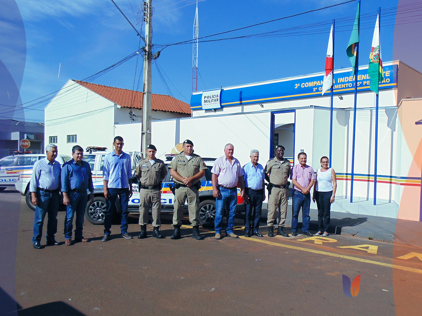 VEICULO POLICIA MILITAR 02